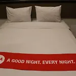 Nida Rooms Railway Median Kantor Post