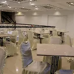 Nida Rooms Railway Median Kantor Post
